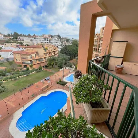 Spacious 2br Terrace Pool&train