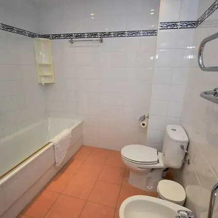 アパート Spacious 2br Terrace Pool & Train