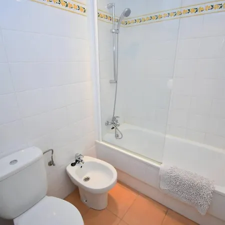 Spacious 2br Terrace Pool&train Apartamento *